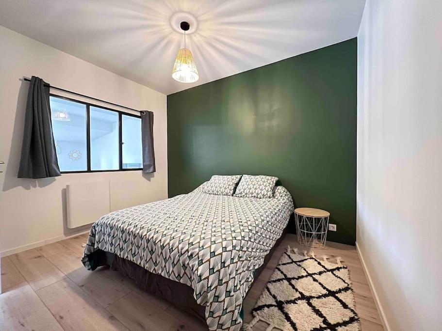 Appartement Avec Terrasse, Climatisation Et Parking Prive ! Le Teil Exterior foto